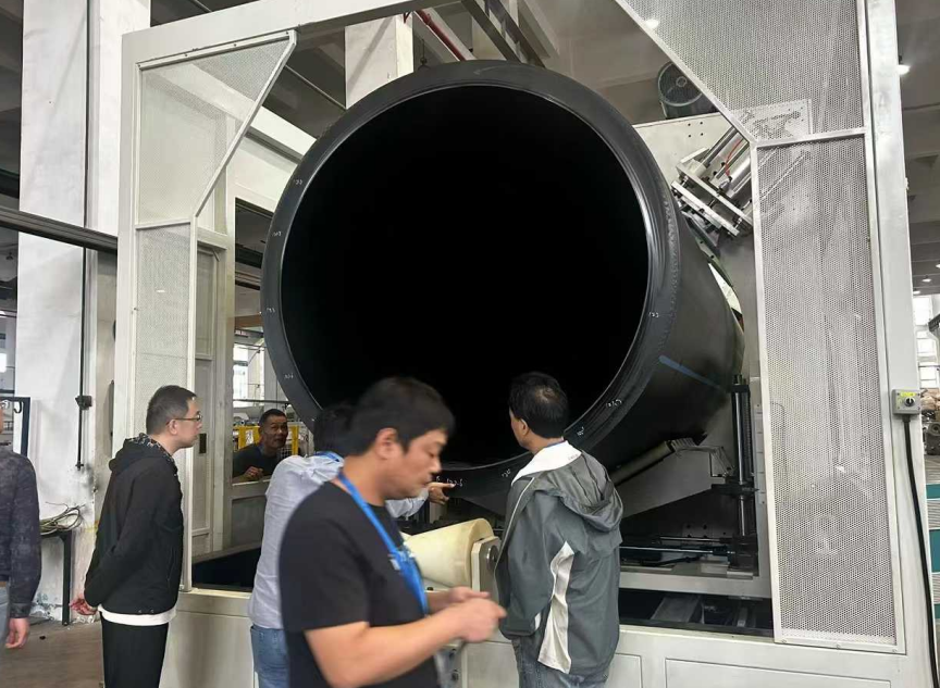 Tubos HDPE de maior diâmetro e problemas de resfriamento