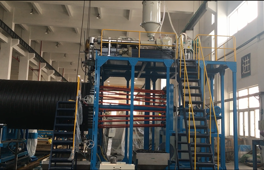 Produção de tubo de enrolamento HDPE de grande diâmetro