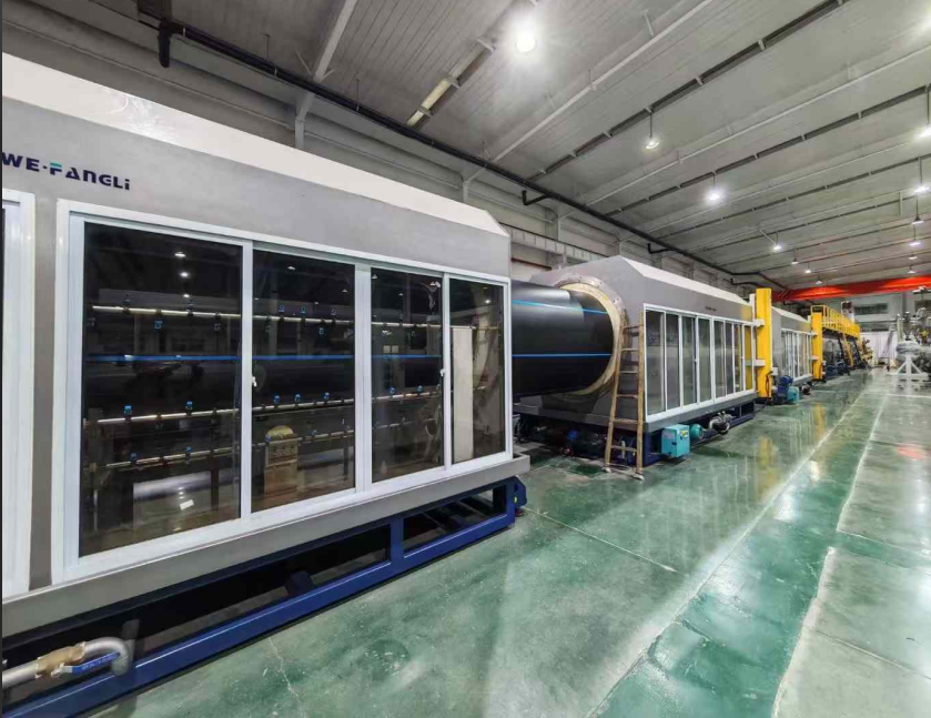 Pontos-chave para equipamentos iniciais e tecnologia de produção de tubos PE com grandes diâmetros acima de 2.000 mm